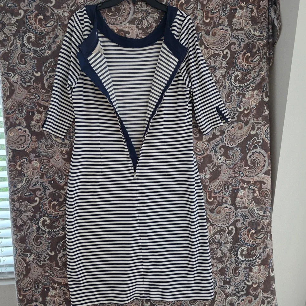 Banana Republic Navy White Striped Sheath Dress Scoop Neck Elbow Sleeve Size 10 - Picture 3 of 16